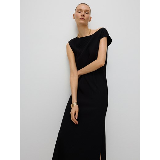Reserved - Sukienka midi - czarny ze sklepu Reserved w kategorii Sukienki - zdjęcie 172363959