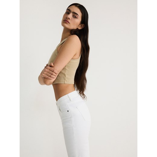 Reserved - Jeansy slim fit - biały ze sklepu Reserved w kategorii Jeansy damskie - zdjęcie 172364097