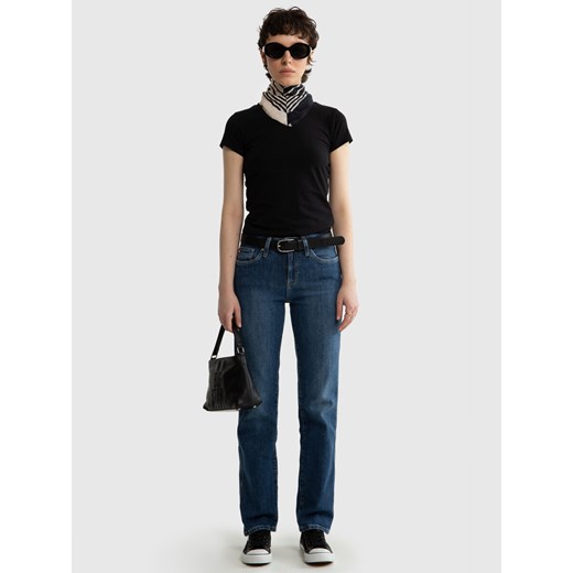 Koszulka damska z krótkim rękawem czarna Classaca 906 ze sklepu Big Star w kategorii Bluzki damskie - zdjęcie 172375405