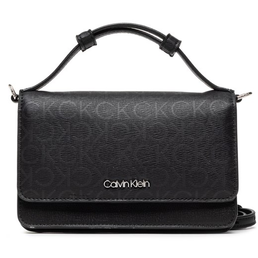 Torebka Calvin Klein Ck Must Mini Bag W/Flap Epi Mono K60K610289 Czarny ze sklepu eobuwie.pl w kategorii Listonoszki - zdjęcie 172383157