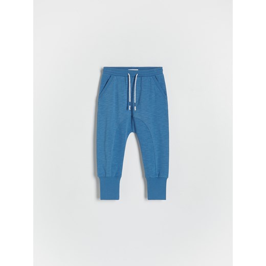 Reserved - Bawełniane spodnie - niebieski ze sklepu Reserved w kategorii Spodnie i półśpiochy - zdjęcie 172384999