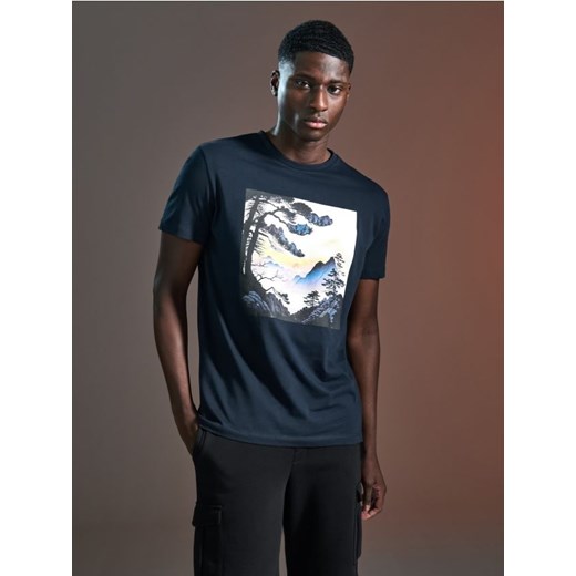 Sinsay - Koszulka z nadrukiem - granatowy ze sklepu Sinsay w kategorii T-shirty męskie - zdjęcie 172385788