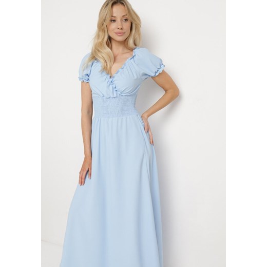 Jasnoniebieska Wiskozowa Sukienka z Gumką w Pasie i Trójkątnym Dekoltem Quneri ze sklepu Born2be Odzież w kategorii Sukienki - zdjęcie 172386465