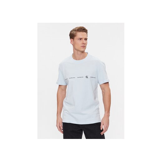 Calvin Klein Jeans T-Shirt Logo Repeat J30J324668 Błękitny Regular Fit ze sklepu MODIVO w kategorii T-shirty męskie - zdjęcie 172415696