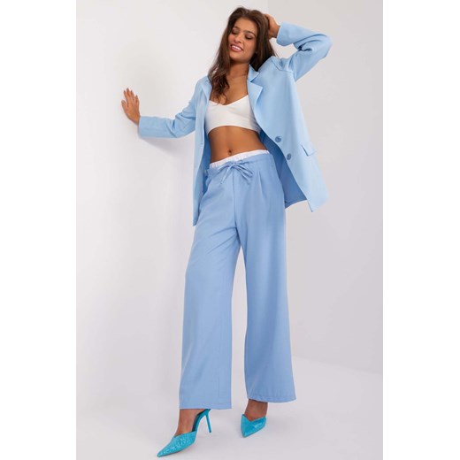 Eleganckie spodnie z podwójną talią jasno niebieskie ze sklepu 5.10.15 w kategorii Spodnie damskie - zdjęcie 172420159