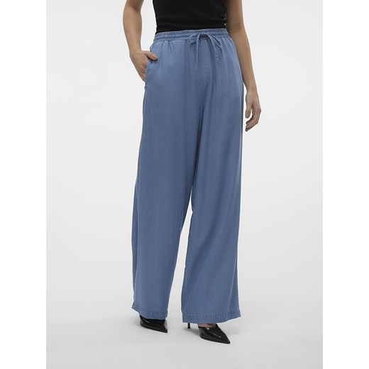 Vero Moda Spodnie &quot;Bree&quot; w kolorze błękitnym ze sklepu Limango Polska w kategorii Spodnie damskie - zdjęcie 172435946