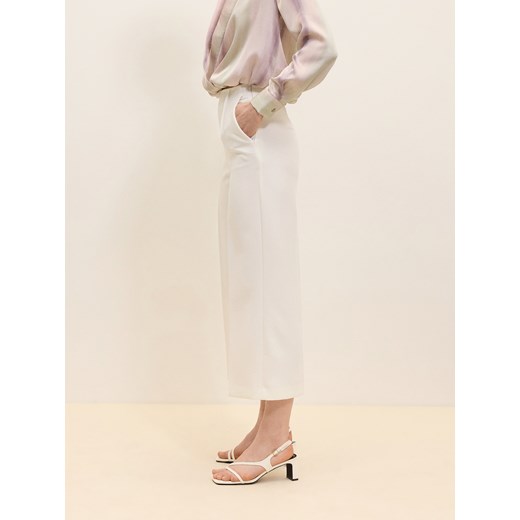 Reserved - Spodnie culotte z wiskozą - biały ze sklepu Reserved w kategorii Spodnie damskie - zdjęcie 172440345