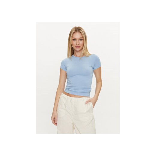 Gina Tricot T-Shirt 21287 Błękitny Slim Fit ze sklepu MODIVO w kategorii Bluzki damskie - zdjęcie 172543476