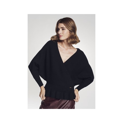Czarny sweter damski z taliowaniem ze sklepu OCHNIK w kategorii Swetry damskie - zdjęcie 172557427