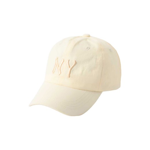 Dziecięca czapka z daszkiem NY jasnobeżowa ze sklepu 5.10.15 w kategorii Czapki dziecięce - zdjęcie 172574097