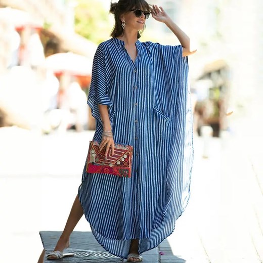 Kimono plażowe o kroju koszuli - Niebieski / Uniwersalny ze sklepu Maybella.pl w kategorii Odzież plażowa - zdjęcie 172589215