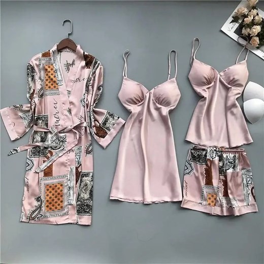 Komplet do spania czteroczęściowy kolorowy wzór - Różowy / L ze sklepu Maybella.pl w kategorii Piżamy damskie - zdjęcie 172589485
