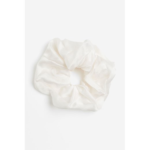 H & M - Duża jedwabna gumka do włosów - Biały ze sklepu H&M w kategorii Gumki do włosów - zdjęcie 172595128