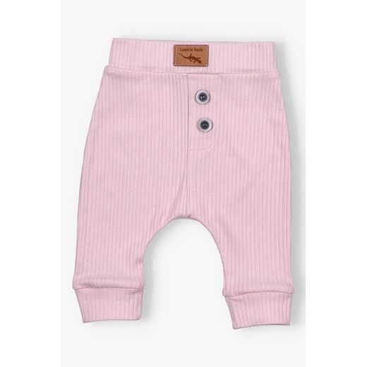 Różowe spodnie niemowlęce z dzianiny prążkowej -  Lagarto Verde ze sklepu 5.10.15 w kategorii Spodnie i półśpiochy - zdjęcie 172596505