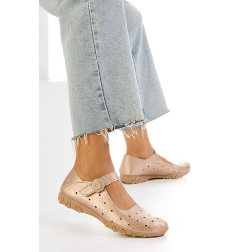 Balerinki Zapatos złote skórzane na płaskiej podeszwie casual 