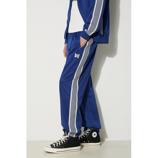 Needles spodnie dresowe Zipped Track Pant kolor niebieski z aplikacją OT231 ze sklepu PRM w kategorii Spodnie męskie - zdjęcie 172617515