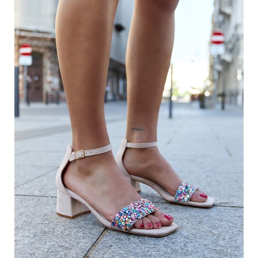 Sandały na słupku z kolorowymi kamyczkami Ghusona ze sklepu gemre w kategorii Sandały damskie - zdjęcie 172625145