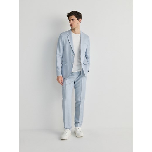 Reserved - Spodnie garniturowe z domieszką lnu - jasnoniebieski ze sklepu Reserved w kategorii Spodnie męskie - zdjęcie 172629035