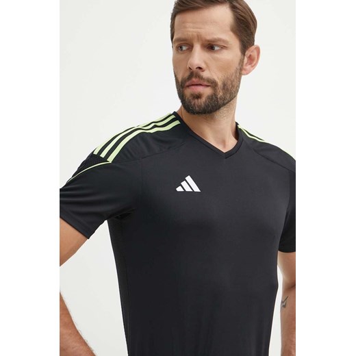 adidas Performance t-shirt treningowy Tiro 23 League kolor czarny z aplikacją IN8165 ze sklepu ANSWEAR.com w kategorii T-shirty męskie - zdjęcie 172630219