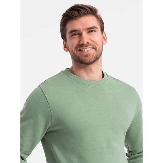 Męska bluza dresowa BASIC z okrągłym dekoltem - zielona V3 OM-SSBN-0175 ze sklepu ombre w kategorii Bluzy męskie - zdjęcie 172656198