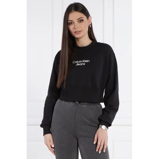 CALVIN KLEIN JEANS Bluza STACKED INSTITUTIONAL | Cropped Fit XS okazyjna cena Gomez Fashion Store