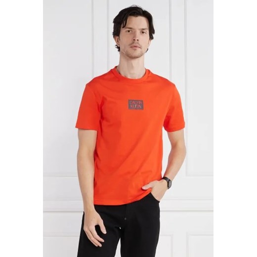 Calvin Klein T-shirt GLOSS STENCIL LOGO | Regular Fit ze sklepu Gomez Fashion Store w kategorii T-shirty męskie - zdjęcie 172828836