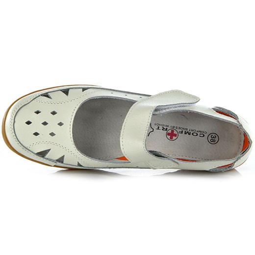WISHOT R15-D-S-657-WH skórzane białe półbuty damskie ażurowe na koturnie lekkie komfortowe butyraj-pl  sandały