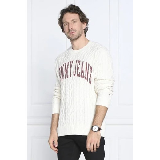 Tommy Jeans Sweter COLLEGIATE | Relaxed fit ze sklepu Gomez Fashion Store w kategorii Swetry męskie - zdjęcie 172845765