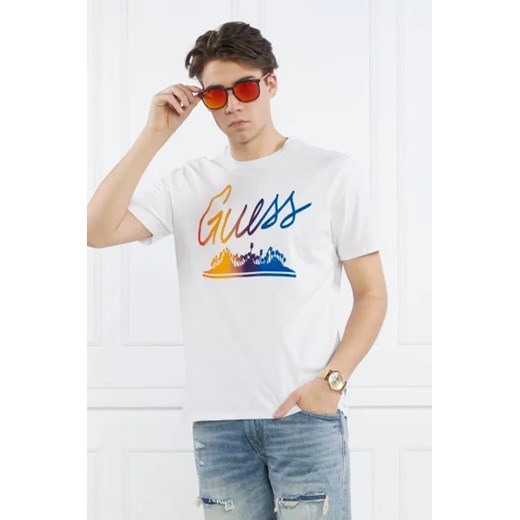 GUESS T-shirt SS BSC GUESS ISLAND | Relaxed fit ze sklepu Gomez Fashion Store w kategorii T-shirty męskie - zdjęcie 172913367