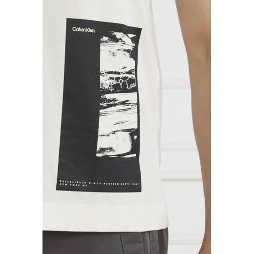Calvin Klein T-shirt HORIZON PRINT | Regular Fit Calvin Klein L okazja Gomez Fashion Store
