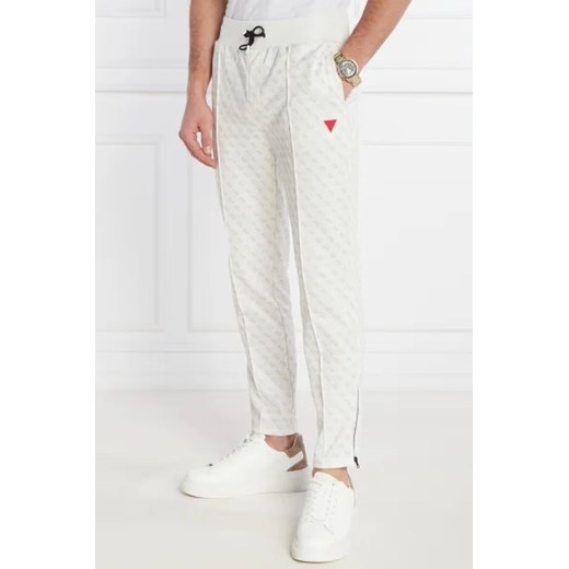 GUESS ACTIVE Spodnie dresowe KORBIN | Regular Fit ze sklepu Gomez Fashion Store w kategorii Spodnie męskie - zdjęcie 172942415