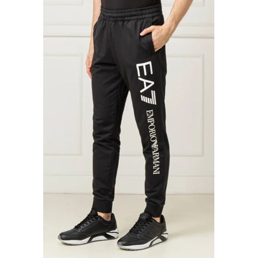EA7 Spodnie dresowe | Regular Fit ze sklepu Gomez Fashion Store w kategorii Spodnie męskie - zdjęcie 172942815