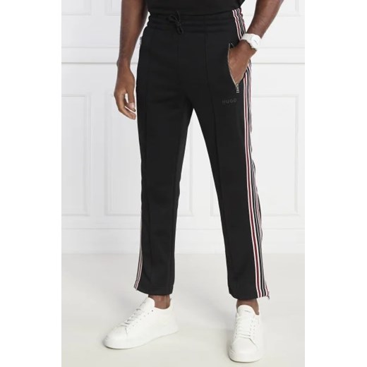 HUGO Spodnie dresowe Darst | Regular Fit ze sklepu Gomez Fashion Store w kategorii Spodnie męskie - zdjęcie 172943785