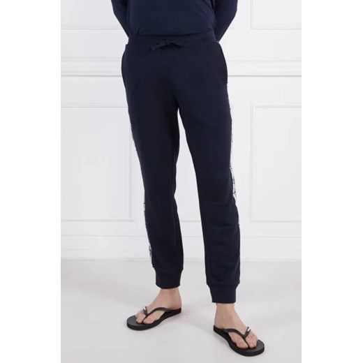 Emporio Armani Spodnie dresowe | Regular Fit ze sklepu Gomez Fashion Store w kategorii Spodnie męskie - zdjęcie 172947348
