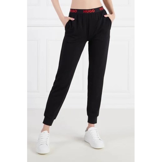 Hugo Bodywear Spodnie dresowe SPORTY LOGO | Regular Fit ze sklepu Gomez Fashion Store w kategorii Spodnie damskie - zdjęcie 172952229