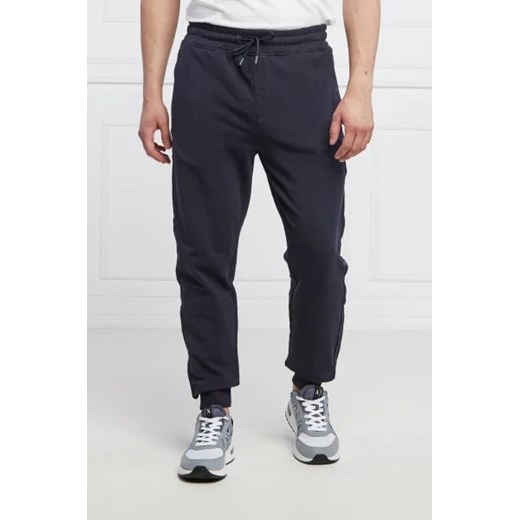GUESS ACTIVE Spodnie dresowe ARLO | Regular Fit ze sklepu Gomez Fashion Store w kategorii Spodnie męskie - zdjęcie 172952385