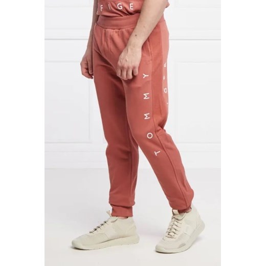 Tommy Hilfiger Spodnie dresowe | Regular Fit | regular waist ze sklepu Gomez Fashion Store w kategorii Spodnie męskie - zdjęcie 172953839