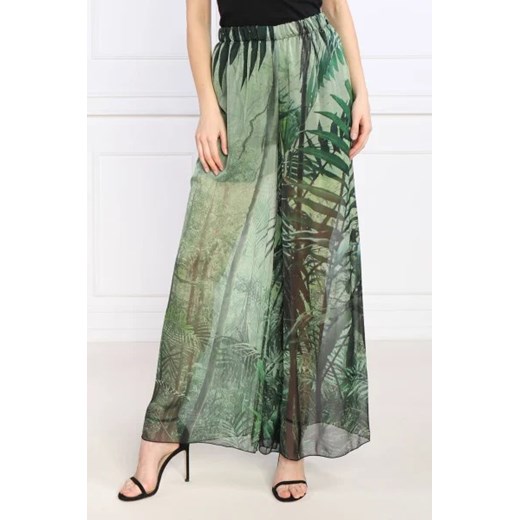 GUESS Spodnie ROXAN | z dodatkiem jedwabiu ze sklepu Gomez Fashion Store w kategorii Spodnie damskie - zdjęcie 172955349