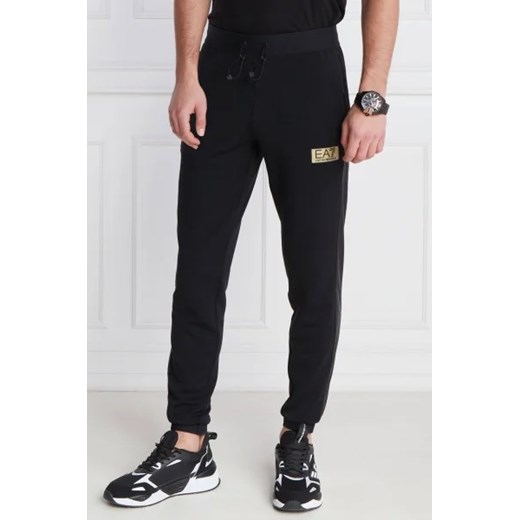 EA7 Spodnie dresowe | Regular Fit ze sklepu Gomez Fashion Store w kategorii Spodnie męskie - zdjęcie 172955755
