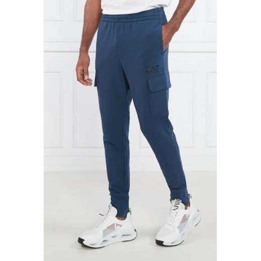 EA7 Spodnie dresowe | Regular Fit ze sklepu Gomez Fashion Store w kategorii Spodnie męskie - zdjęcie 172961035