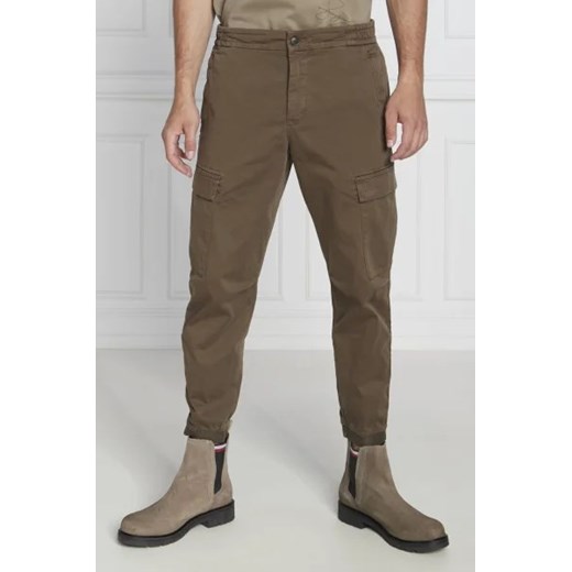 BOSS ORANGE Spodnie cargo Sisla | Relaxed fit ze sklepu Gomez Fashion Store w kategorii Spodnie męskie - zdjęcie 172961567