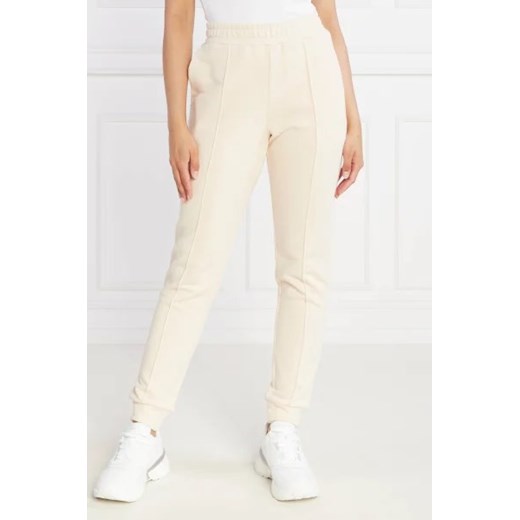 EA7 Spodnie dresowe | Regular Fit ze sklepu Gomez Fashion Store w kategorii Spodnie damskie - zdjęcie 172963099
