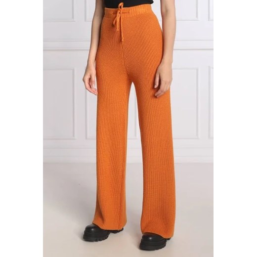 Silvian Heach Spodnie dzianinowe | Straight fit | z dodatkiem wełny ze sklepu Gomez Fashion Store w kategorii Spodnie damskie - zdjęcie 172963375