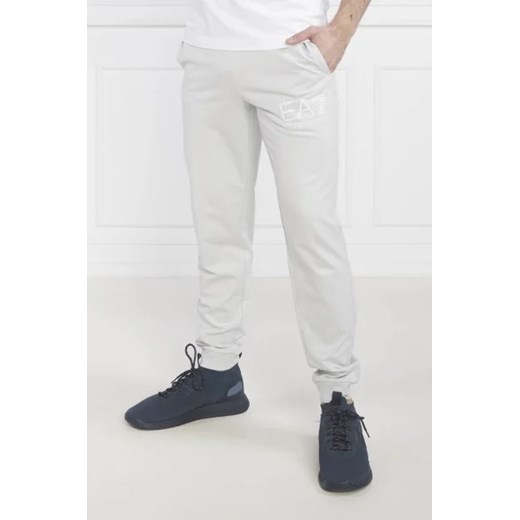 EA7 Spodnie dresowe | Regular Fit ze sklepu Gomez Fashion Store w kategorii Spodnie męskie - zdjęcie 172968557
