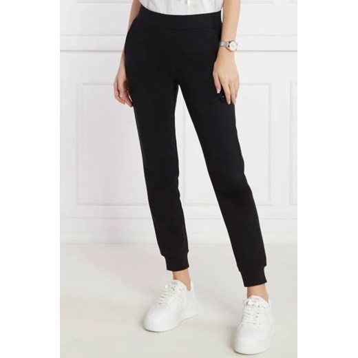 EA7 Spodnie dresowe | Regular Fit ze sklepu Gomez Fashion Store w kategorii Spodnie damskie - zdjęcie 172968657