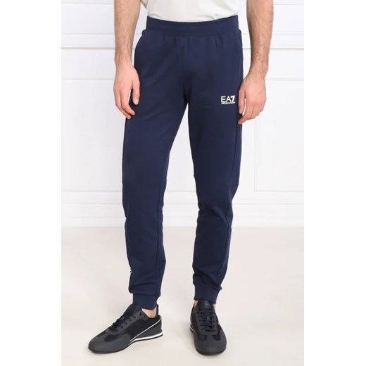 EA7 Spodnie dresowe | Regular Fit ze sklepu Gomez Fashion Store w kategorii Spodnie męskie - zdjęcie 172970417