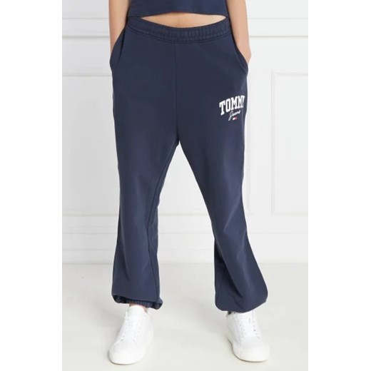 Tommy Jeans Spodnie dresowe | flare fit ze sklepu Gomez Fashion Store w kategorii Spodnie damskie - zdjęcie 172981317