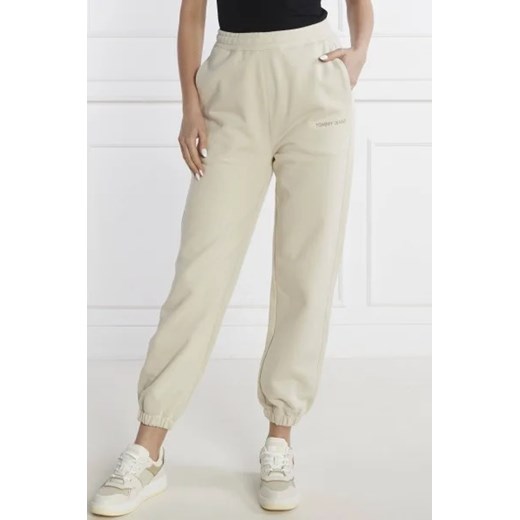 Tommy Jeans Spodnie dresowe CLASSICS EXT | Relaxed fit ze sklepu Gomez Fashion Store w kategorii Spodnie damskie - zdjęcie 172981787