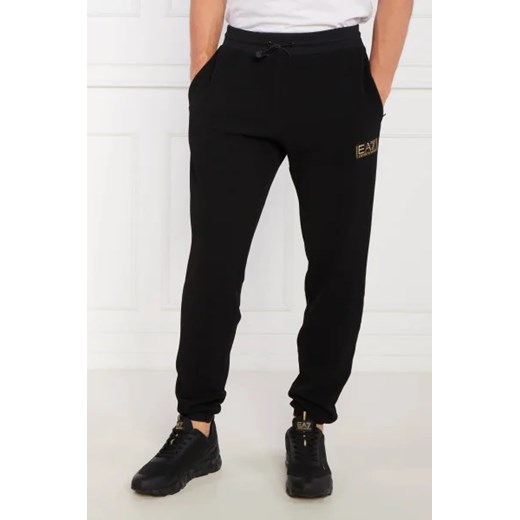 EA7 Spodnie dresowe | Regular Fit ze sklepu Gomez Fashion Store w kategorii Spodnie męskie - zdjęcie 172982998