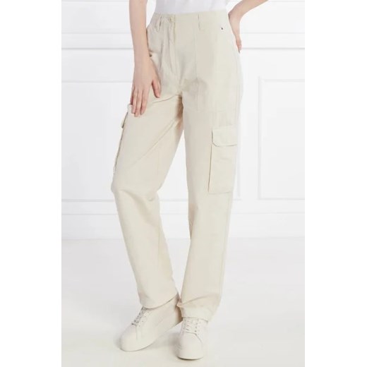 Tommy Jeans Spodnie cargo TJW HARPER HR CARGO PANT | Tapered fit ze sklepu Gomez Fashion Store w kategorii Spodnie damskie - zdjęcie 172985908